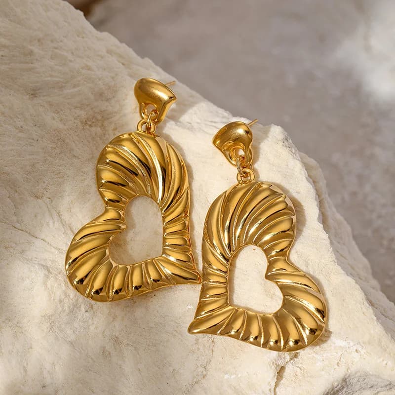 Shell Tassel Pendant Hoop Earrings