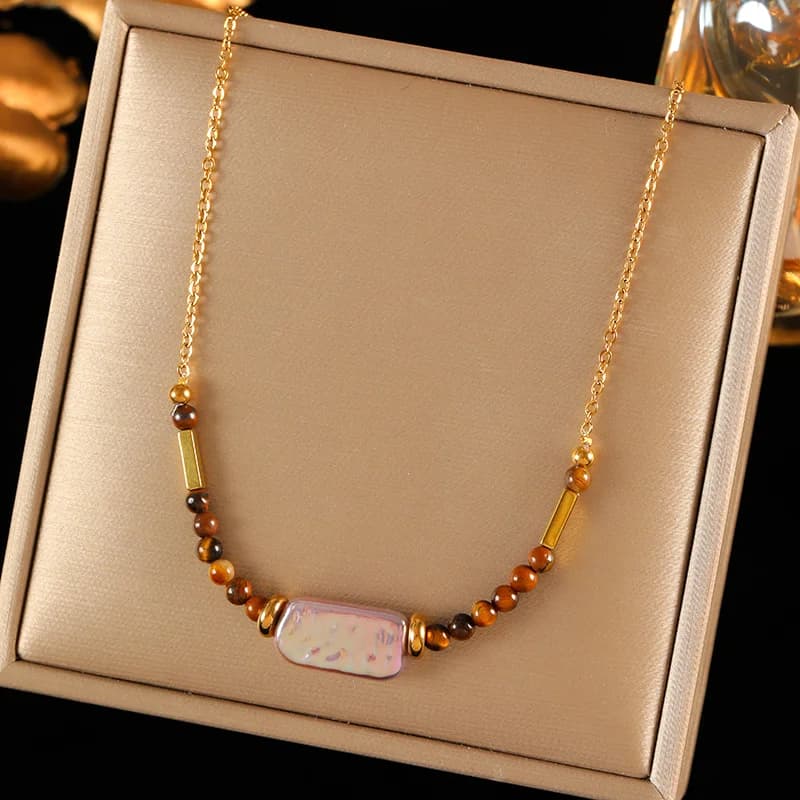 Creative Pendant Collar Necklace
