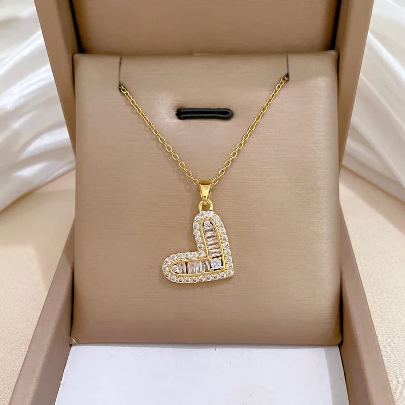 Sparkling Zircon Heart Pendant Necklace