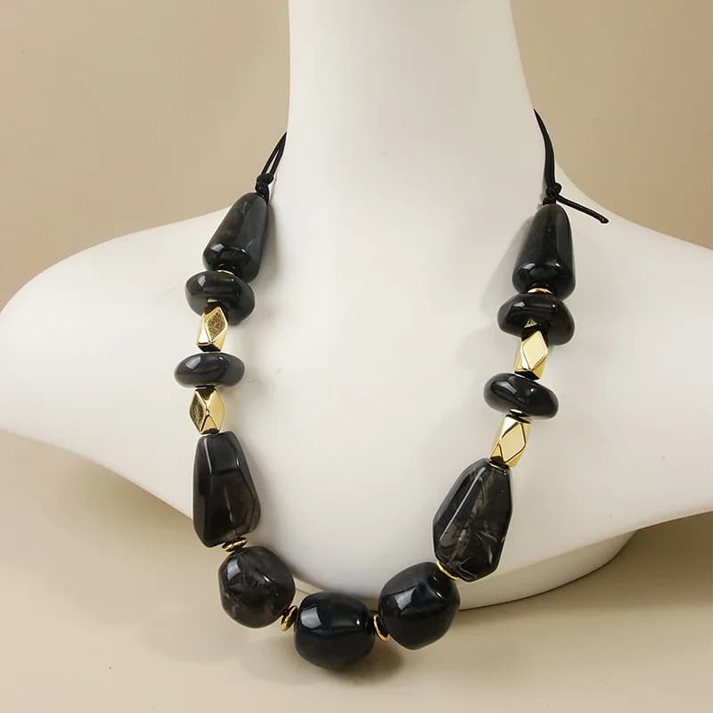 Črn smolnat bohemski ogrlica choker